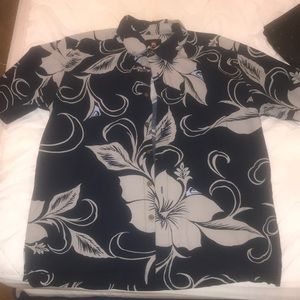 Quicksilver floral shirt